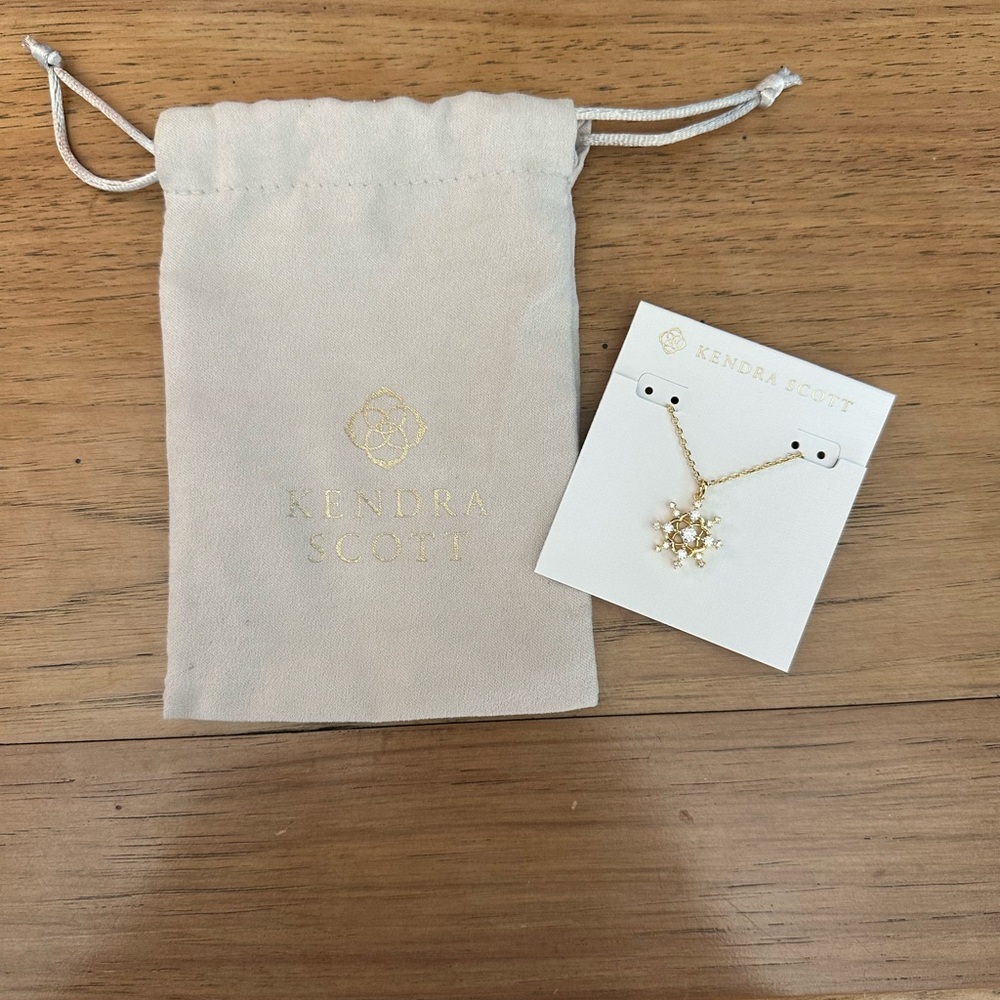 Kendra Scott Gold Necklace